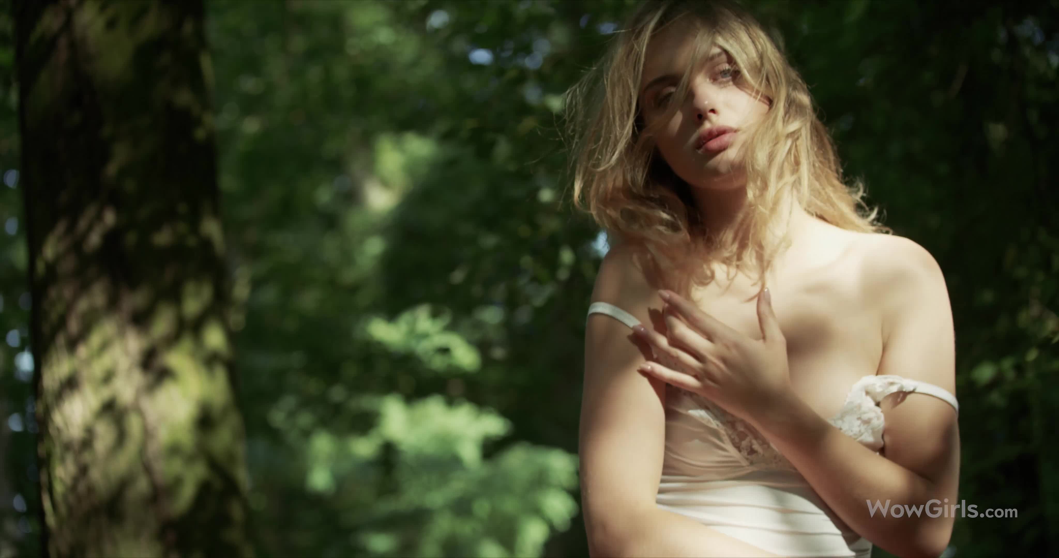 图片[2]-Clarice_Wildberry_4096x2160_60fps - aifuli.cc-aifuli.cc