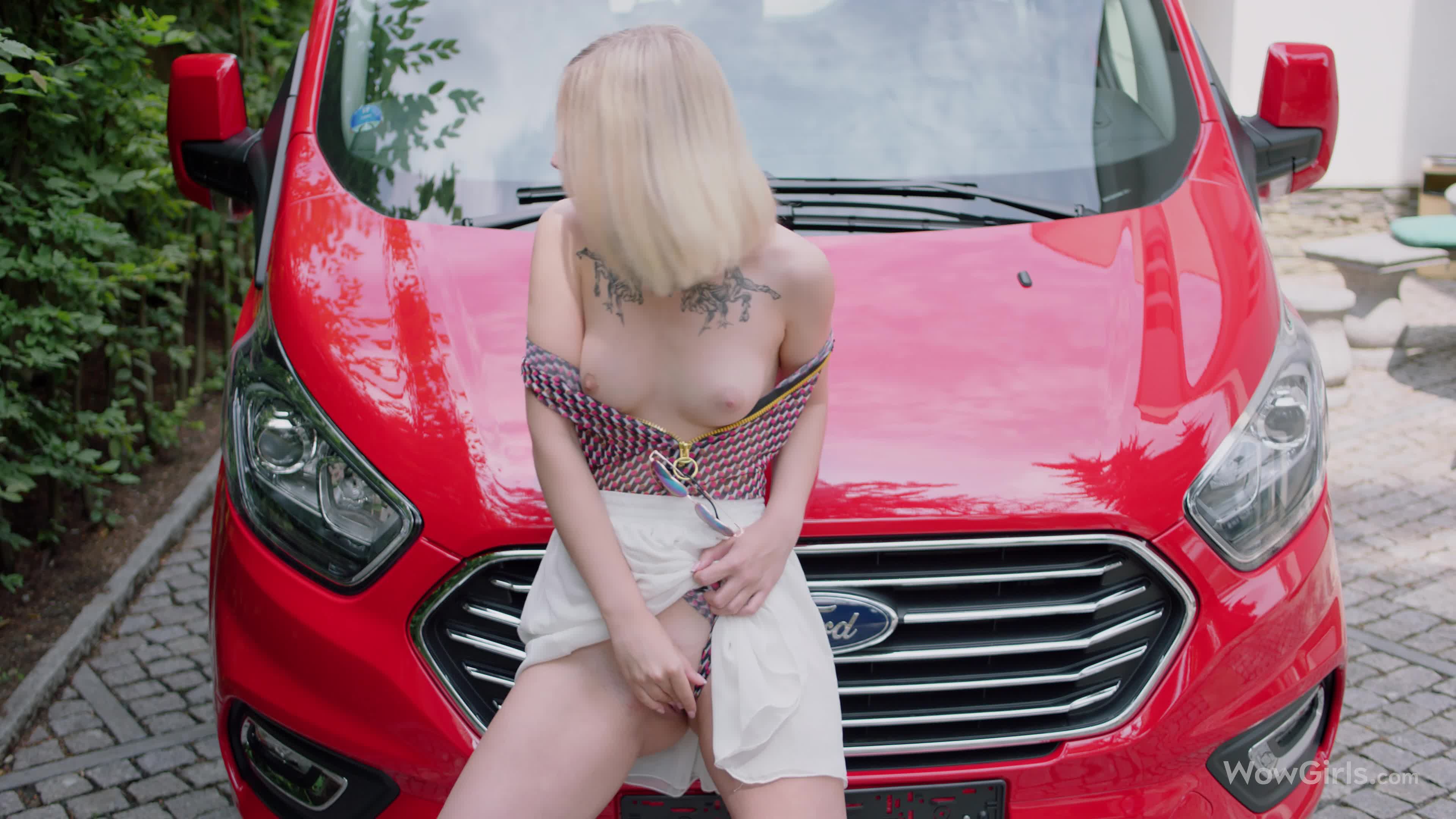 图片[5]-EmilyCutie_CaptivatingBeauty_3840x2160_60fps - aifuli.cc-aifuli.cc