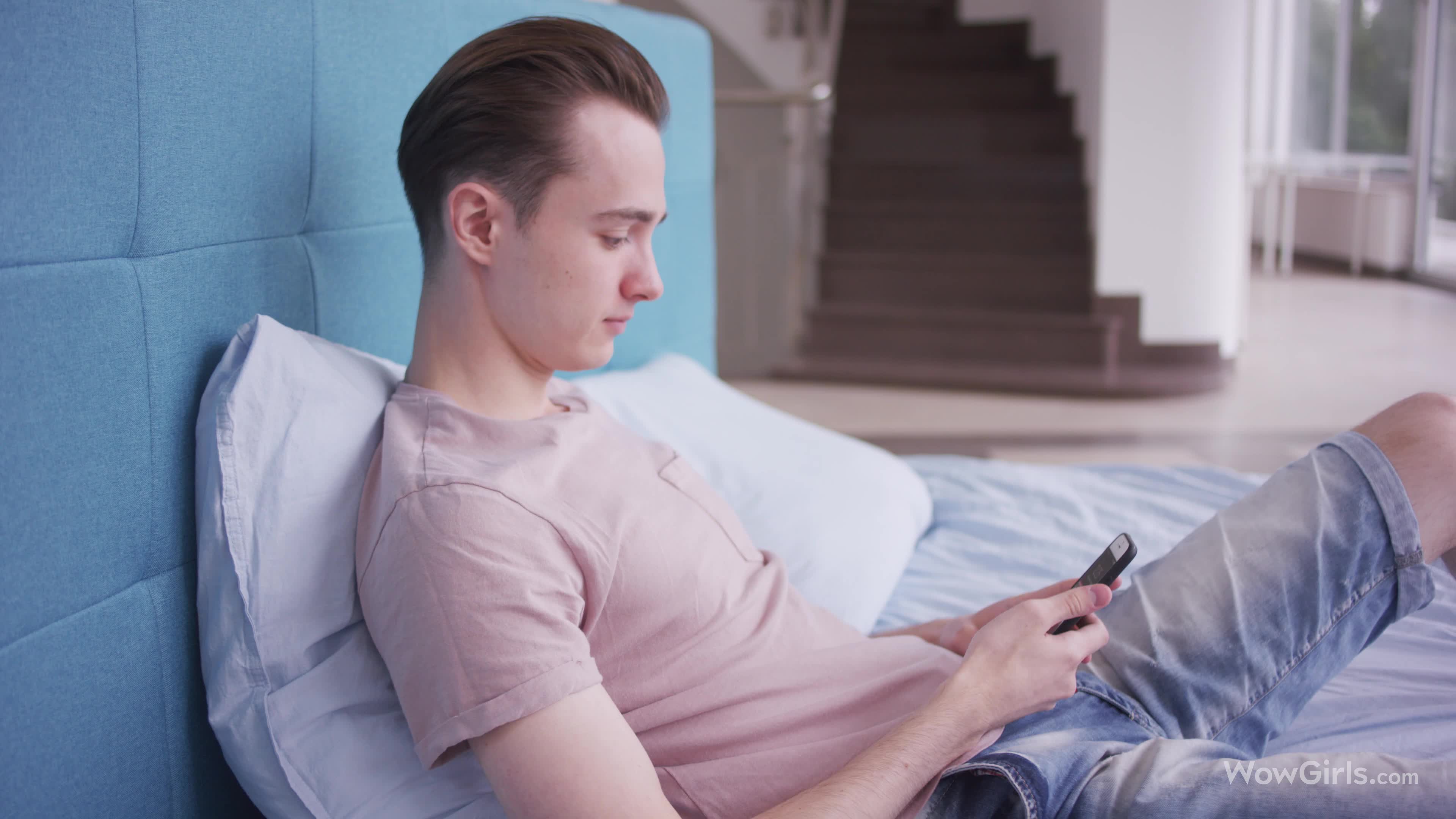 EvaElfie_EvasAdventures_3840x2160_60fps - aifuli.cc-aifuli.cc