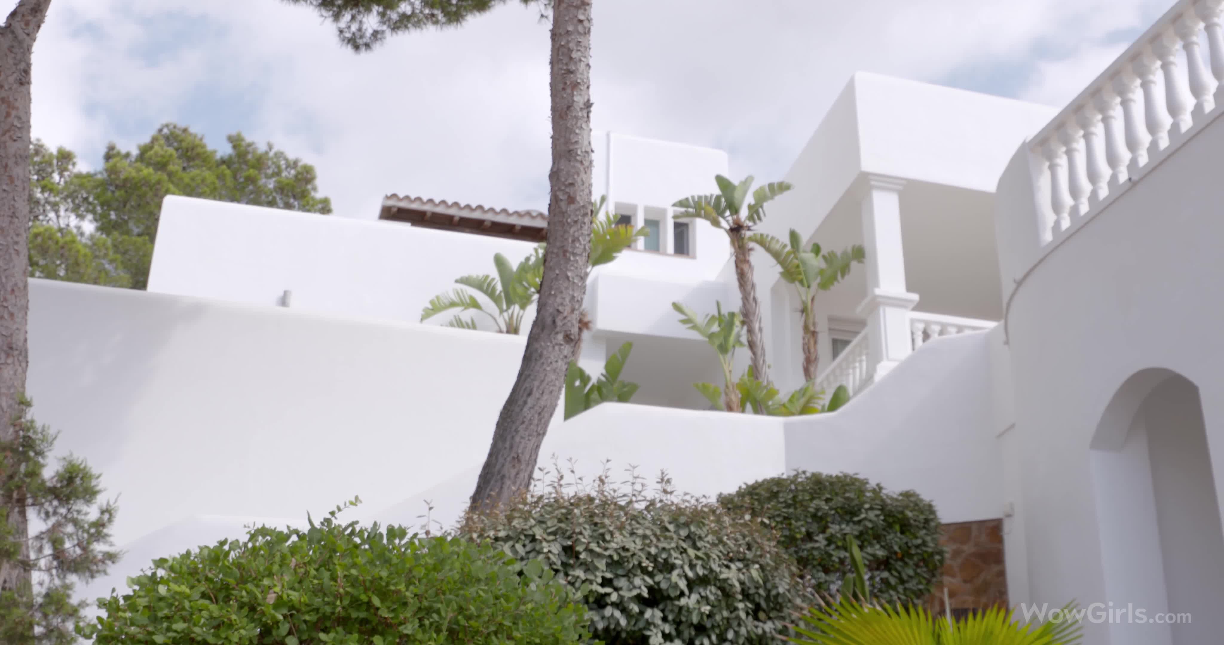 MelenaMaria_TheRealMermaid_4096x2160_60fps - aifuli.cc-aifuli.cc