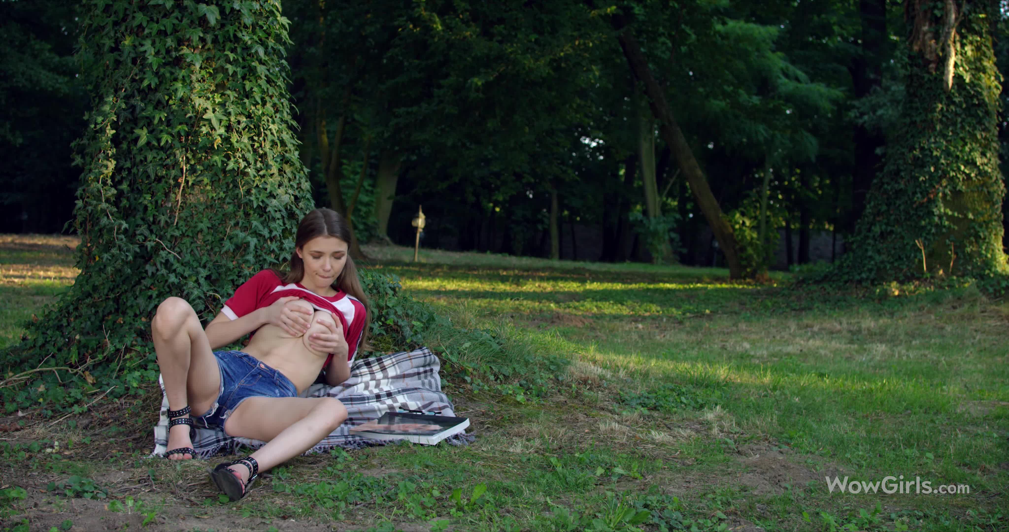 图片[4]-MilaAzul_HornyStudent_4096x2160_60fps - aifuli.cc-aifuli.cc