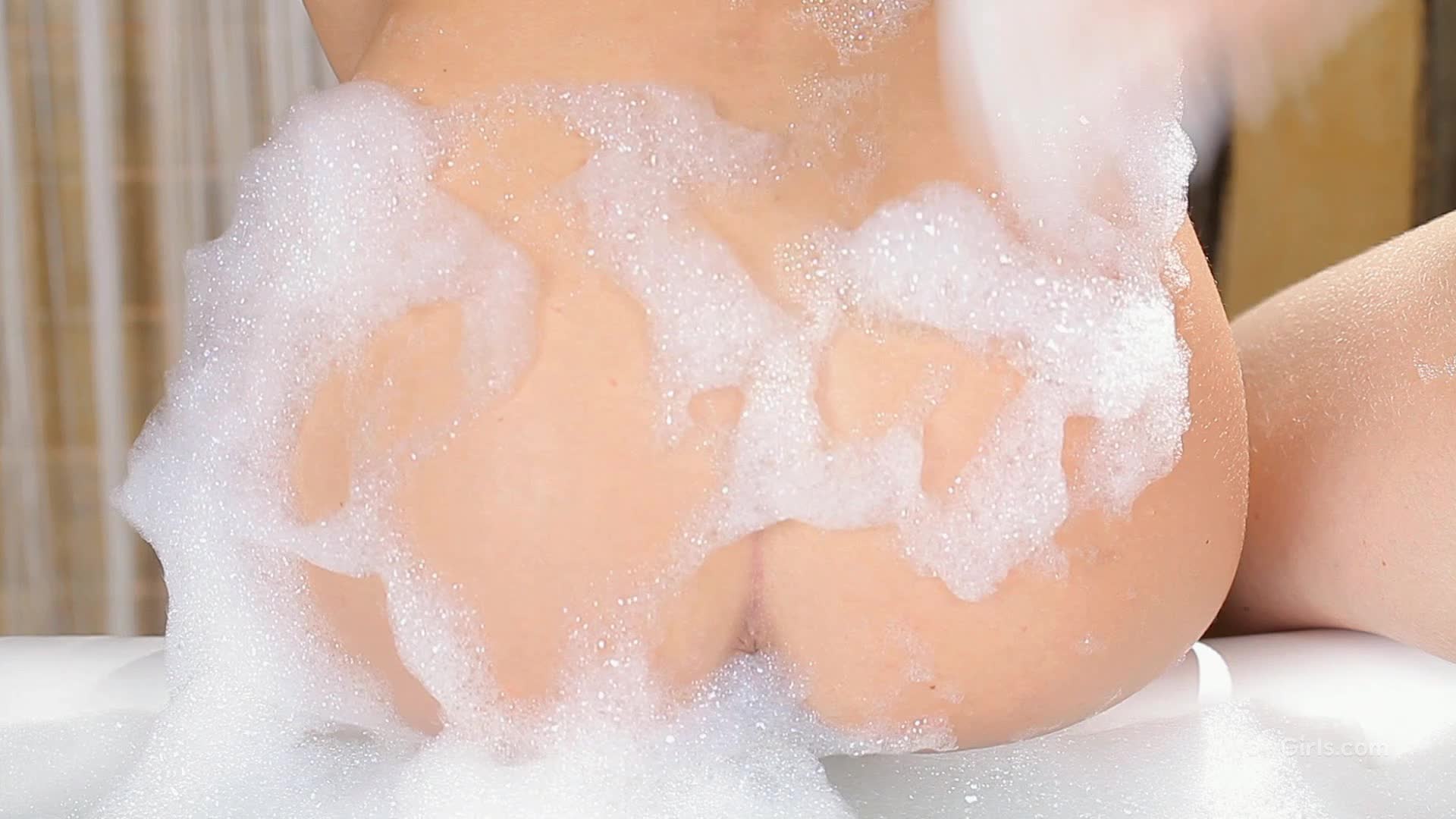 WowGirls_Foam_Party_Guerlain_Madonna_1080p_ - aifuli.cc-aifuli.cc