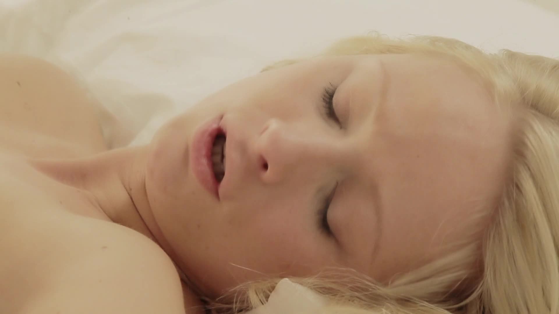 图片[4]-13_09_01_Wake_Me_Up_Like_This_Sweetie_ - aifuli.cc-aifuli.cc