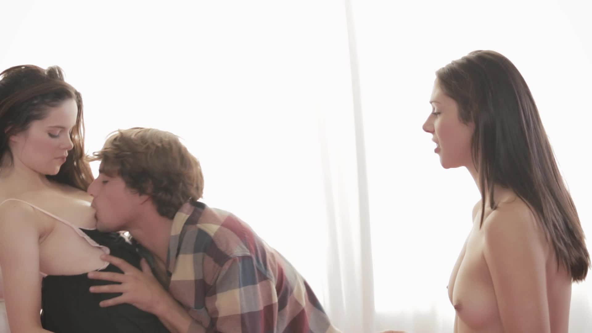 14_01_04_Zeppelin_on_Fire_Jenna_Anna_ - aifuli.cc-aifuli.cc