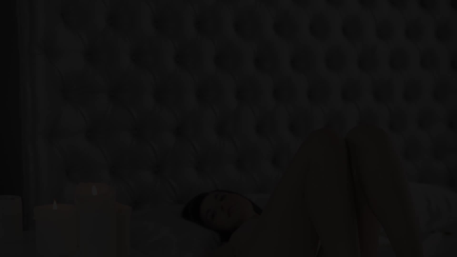 14_01_20_Lost_in_my_own_Moment_Emilie_ - aifuli.cc-aifuli.cc