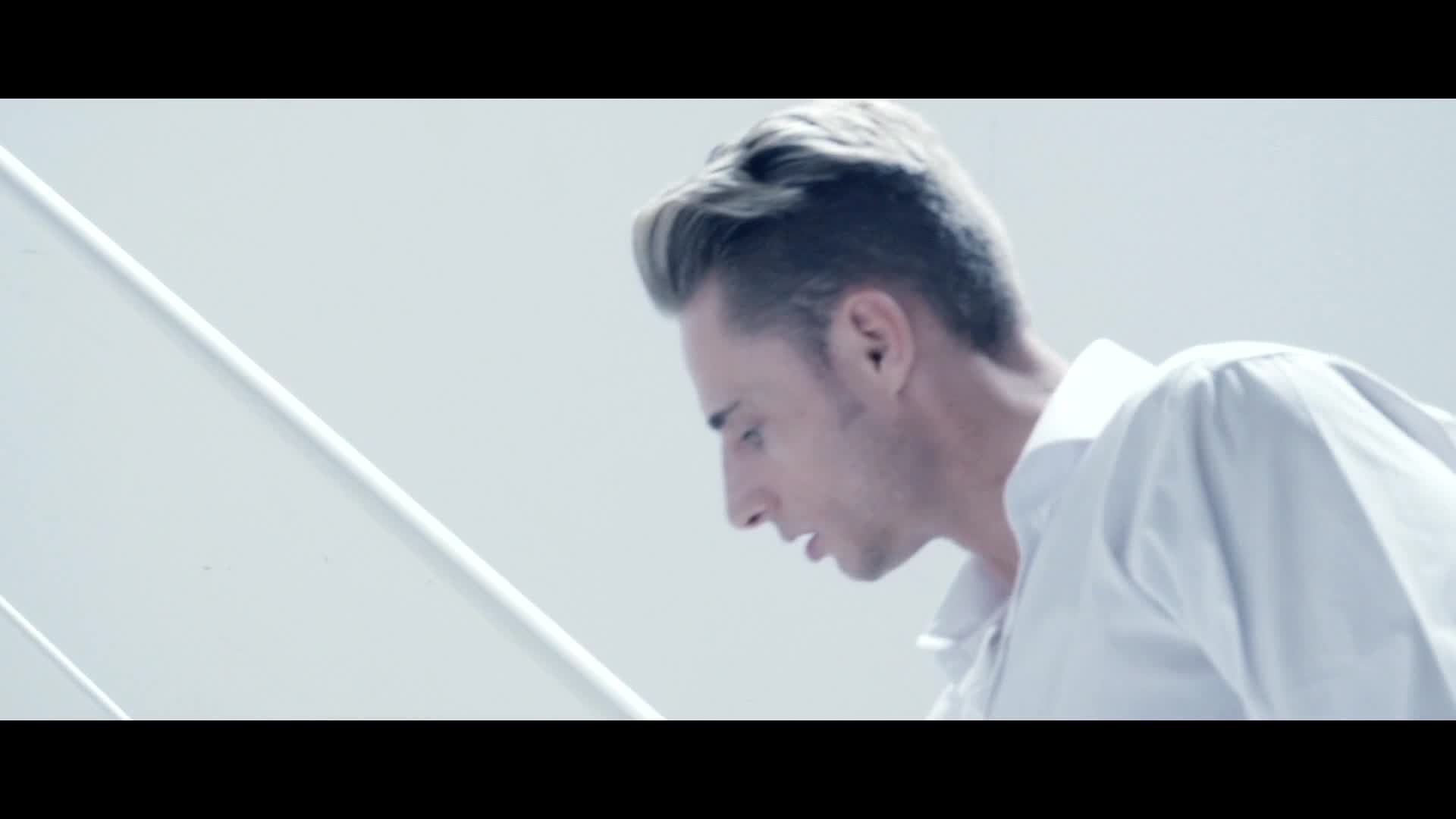 图片[2]-15_02_15_Bring_me_to_my_Knees_Caprice_ - aifuli.cc-aifuli.cc