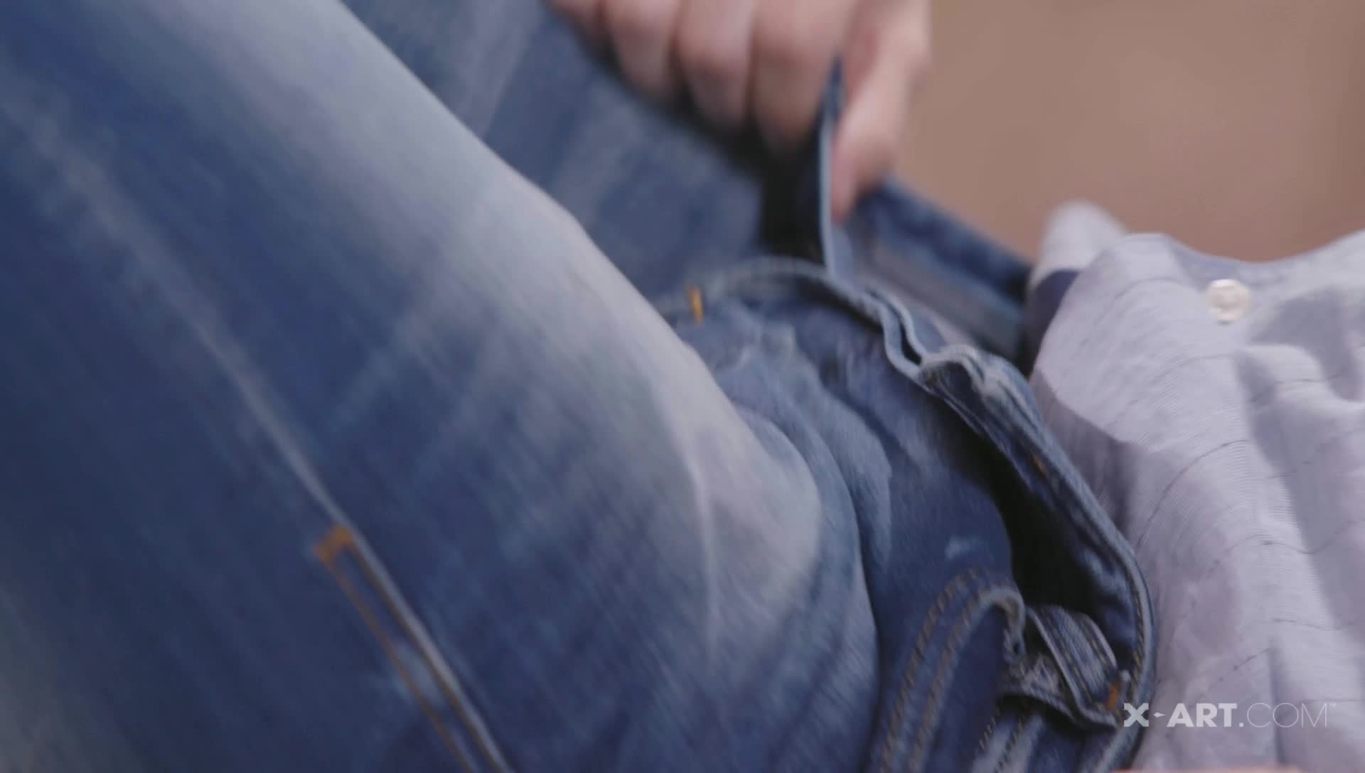 xart.18.12.20.nikki.and.charity.three.is.not.a.crowd - aifuli.cc-aifuli.cc